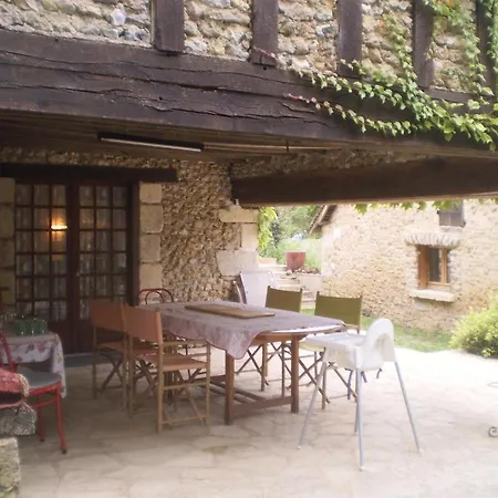 Le Moulin De Monternault Bed and breakfast Montreuil-le-Henri