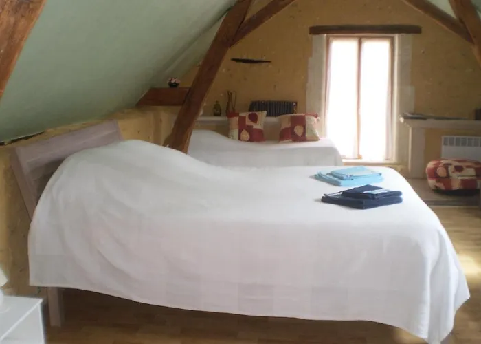 Bed & Breakfast Le Moulin De Monternault 3*